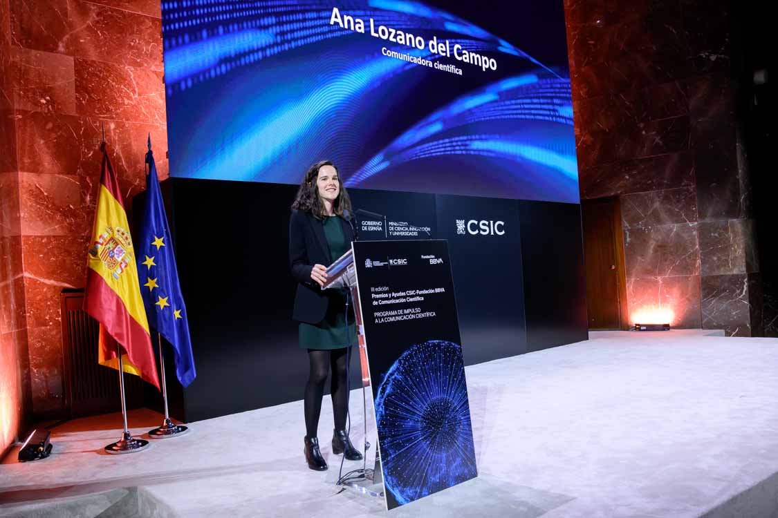 Ana Lozano del Campo en la ceremonia de los III Premios y Ayudas CSIC-Fundación BBVA de Comunicación Científica