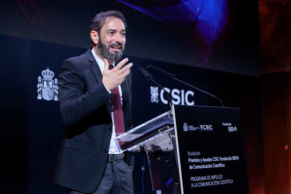 Pere Estupinyà en la ceremonia de los III Premios y Ayudas CSIC-Fundación BBVA de Comunicación Científica